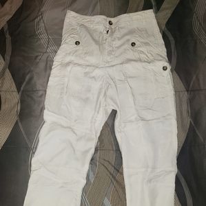 Casual capri pants. Express. Size 8 Regular